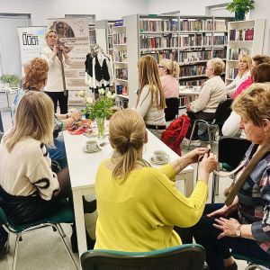 Dzień Kobiet w bibliotece w Wilkowicach