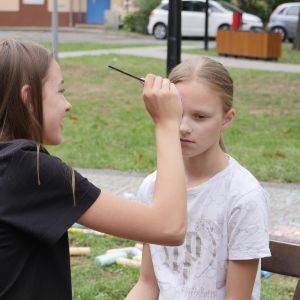 Biblioteczne Scrabble - Spotkanie z poezją w parku